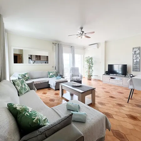 Appartamento Penthouse T3 Com Terraco E Bbq