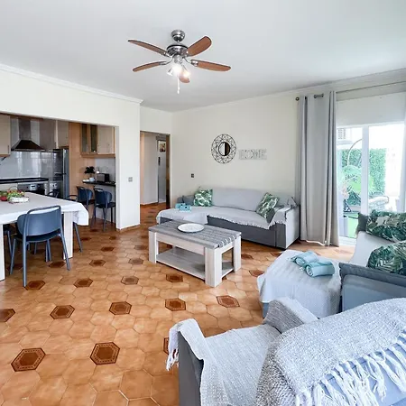 Penthouse T3 Com Terraco E Bbq Portimão