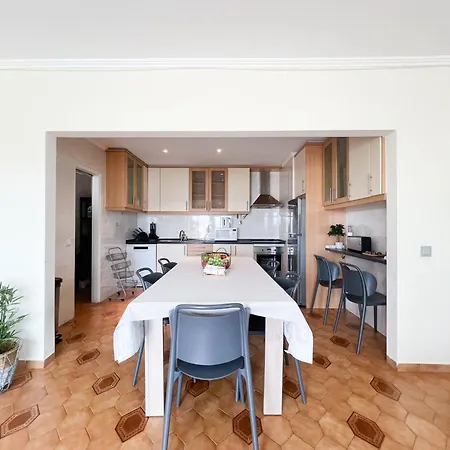 Penthouse T3 Com Terraco E Bbq Appartamento *
