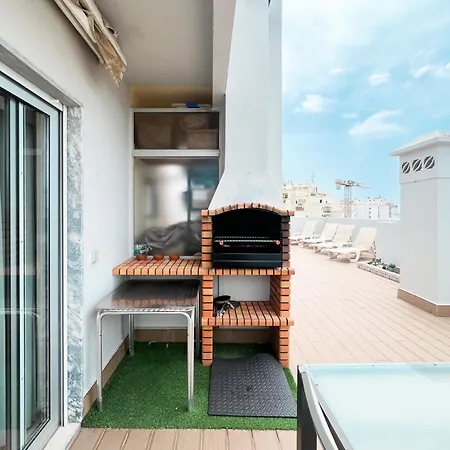 Penthouse T3 Com Terraço E Bbq