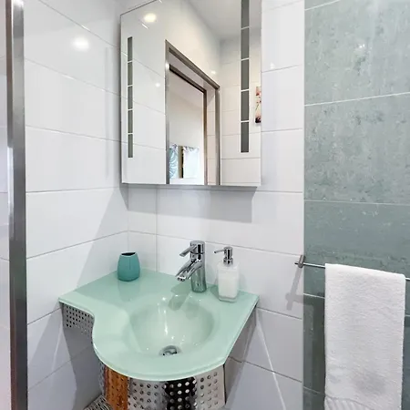 Apartamento Penthouse T3 Com Terraço E Bbq