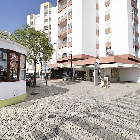 Penthouse T3 Com Terraço E Bbq * Portimão